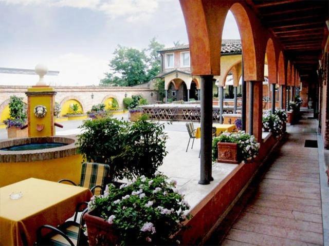 Hotel Il Chiostro Oppeano Екстериор снимка